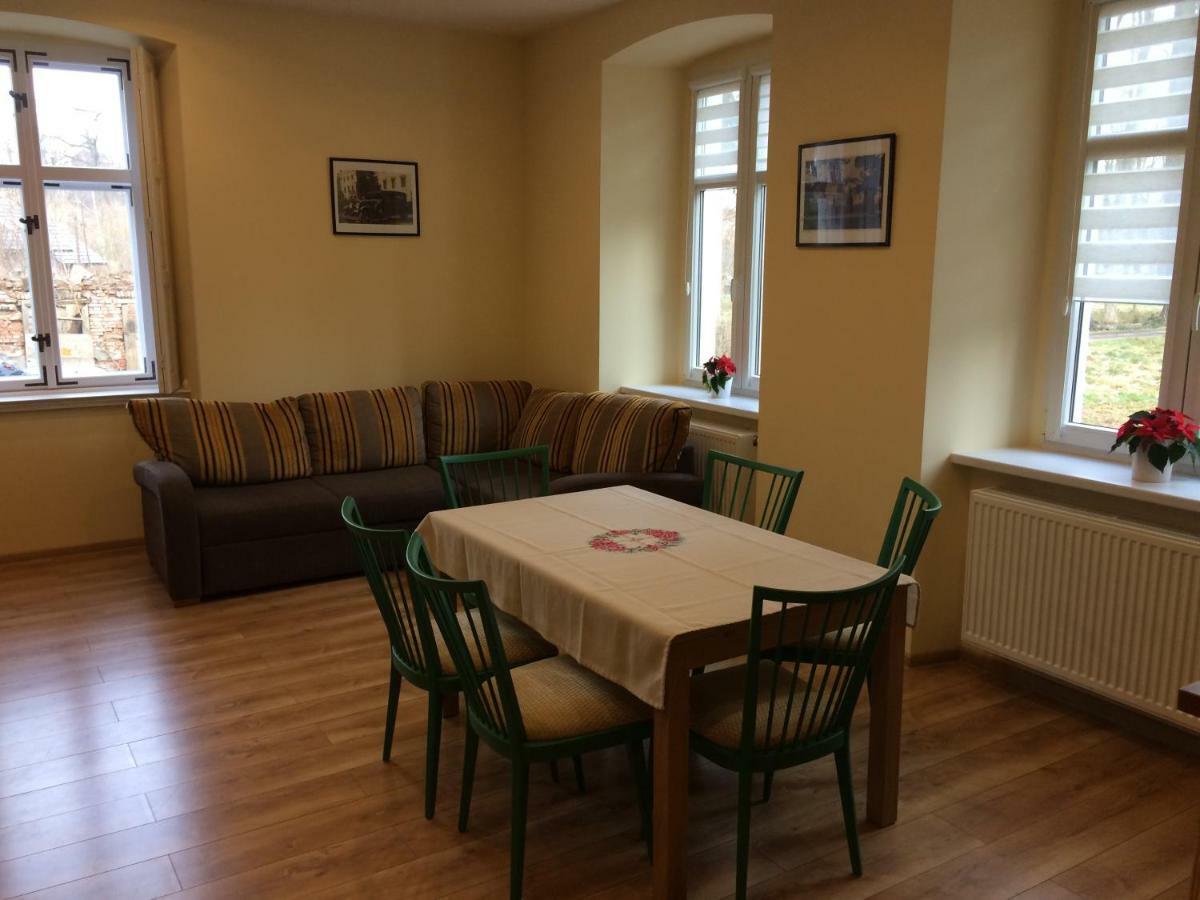 Apartament 26 Kolo Karpacza Mysłakowice Kültér fotó